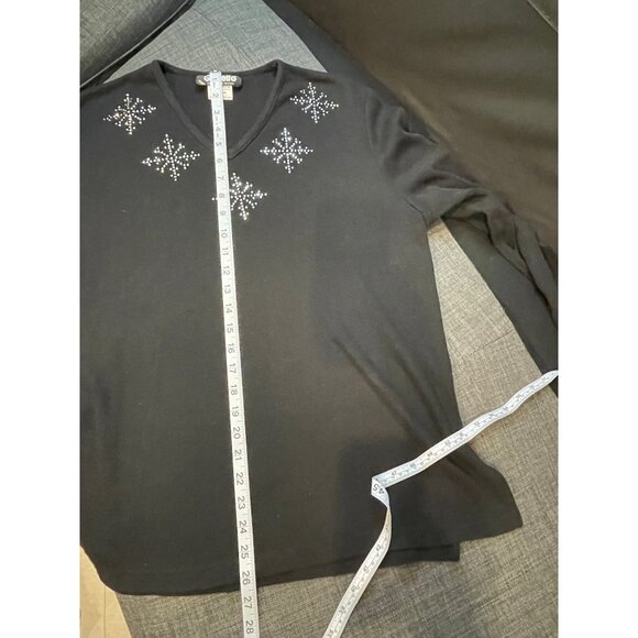 Gepetto Black V Neck Long Sleeve Top Rhinestone Snowflake Design Sz M - Picture 9 of 10